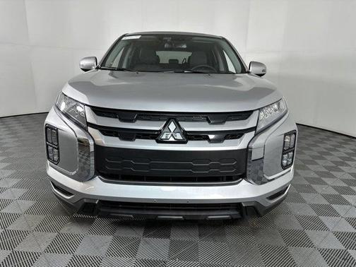 2024 Mitsubishi Outlander Sport SE