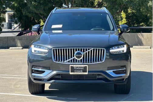 2021 Volvo XC90 Recharge Plug-In Hybrid T8 Inscription 7 Passenger