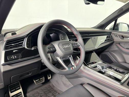 Daytona Gray Pearl Effect 2026 Audi Q7 55 Prestige
