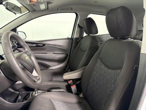 Summit White 2021 Chevrolet Spark 1LT