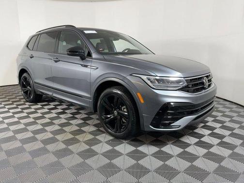 2023 Volkswagen Tiguan 2.0T SE R-Line Black