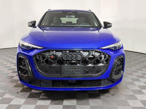 Ultra Blue Metallic 2026 Audi SQ5 3.0T Premium Plus