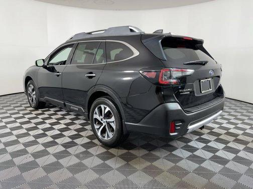 2020 Subaru Outback Touring XT