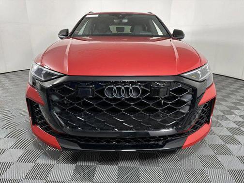 2025 Audi RS Q8 4.0T