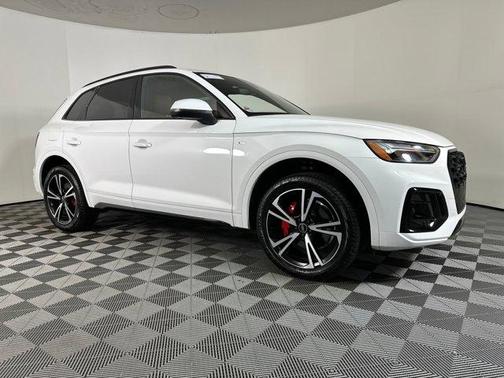 2025 Audi Q5 45 S line Premium Plus