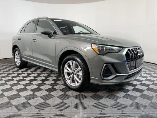 2022 Audi Q3 45 S line Premium