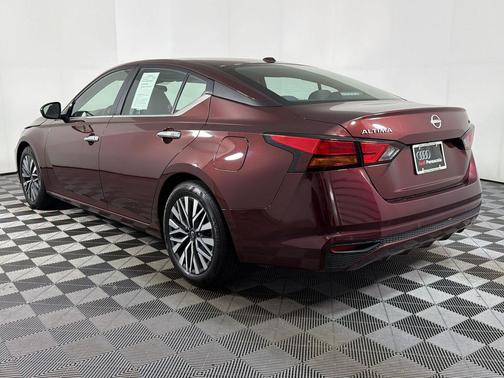 Garnet Pearl Metallic 2024 Nissan Altima 2.5 SV