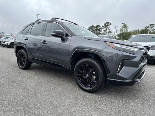 2023 Toyota RAV4 Hybrid SE