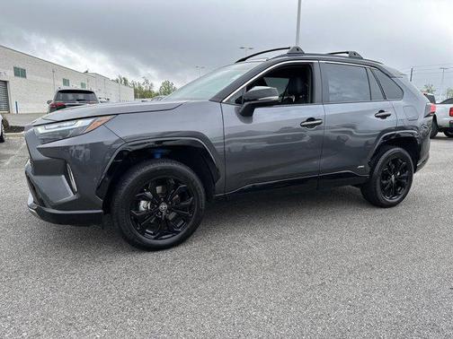 2023 Toyota RAV4 Hybrid SE