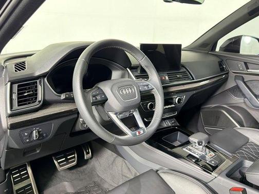Mythos Black Metallic 2024 Audi SQ5 3.0T Premium Plus