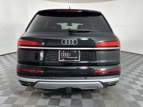 2025 Audi Q7 55 Premium