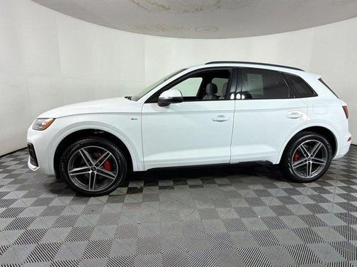 2024 Audi Q5 55 S line Premium Plus