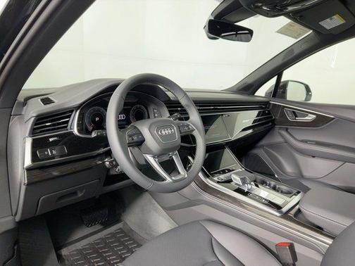 2026 Audi Q7 55 Premium Plus