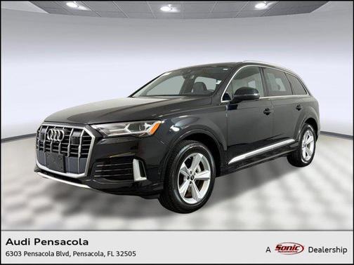 Mythos Black Metallic 2023 Audi Q7 45 Premium