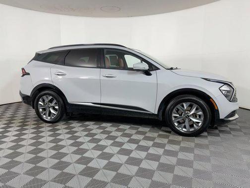 2023 Kia Sportage SX