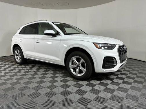 2023 Audi Q5 40 Premium