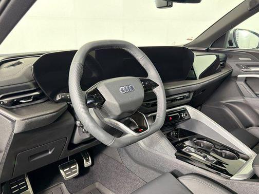2026 Audi SQ5 3.0T Premium Plus