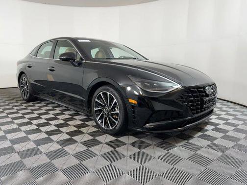 2021 Hyundai SONATA Limited