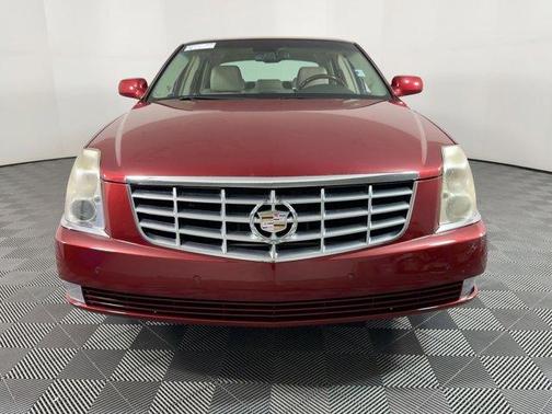 2008 Cadillac DTS Base