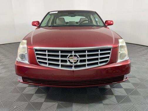 2008 Cadillac DTS Base