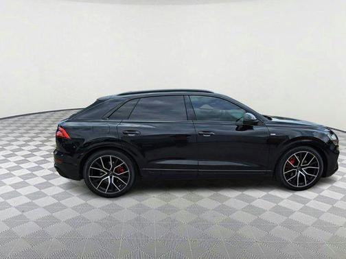 2022 Audi Q8 55 Prestige