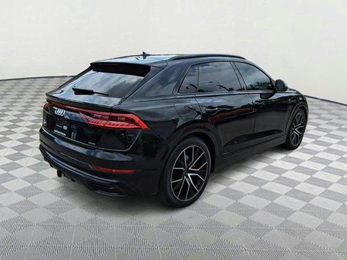 2022 Audi Q8 55 Prestige