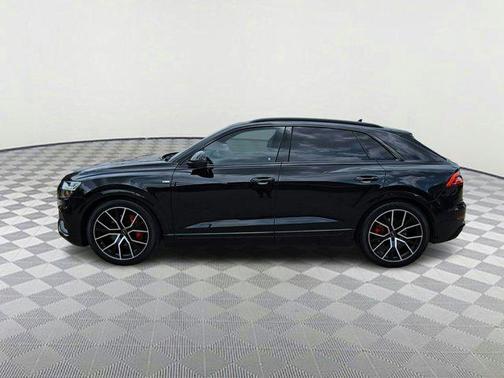 2022 Audi Q8 55 Prestige