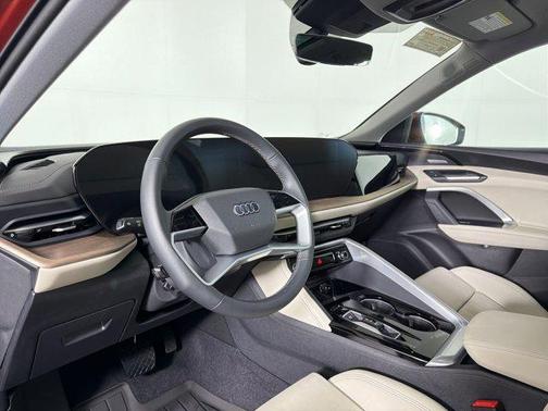 Grenadine Red Metallic 2025 Audi Q5 Premium Plus TFSI quattro S tronic