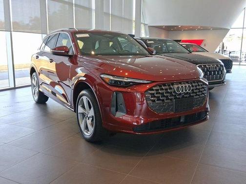 2025 Audi Q5 Premium Plus TFSI quattro S tronic