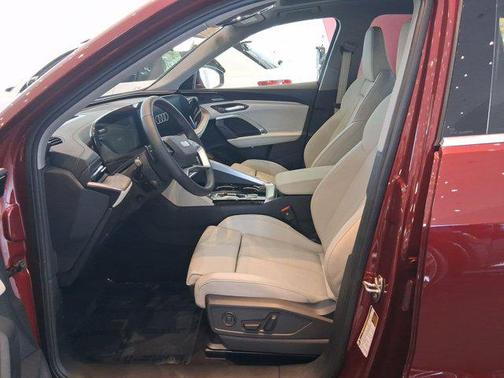 2025 Audi Q5 Premium Plus TFSI quattro S tronic