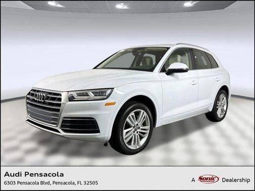 Glacier White Metallic 2019 Audi Q5 2.0T Premium Plus