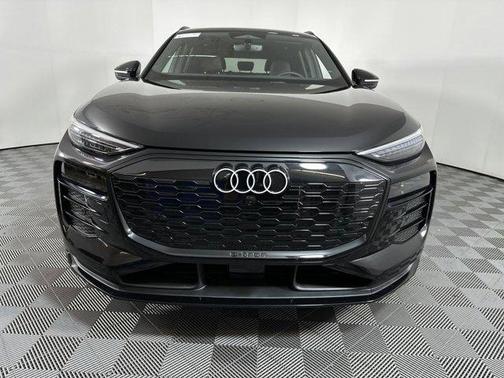 2025 Audi Q6 e-tron Prestige quattro