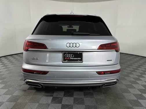 2024 Audi Q5 45 S line Premium