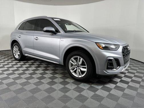 2024 Audi Q5 45 S line Premium