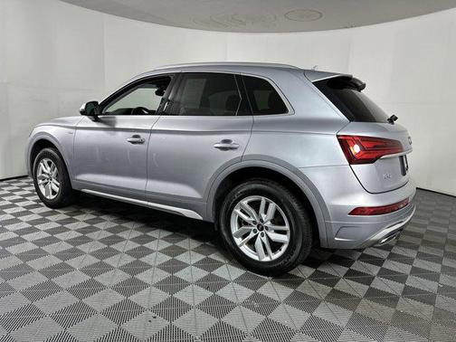 2024 Audi Q5 45 S line Premium