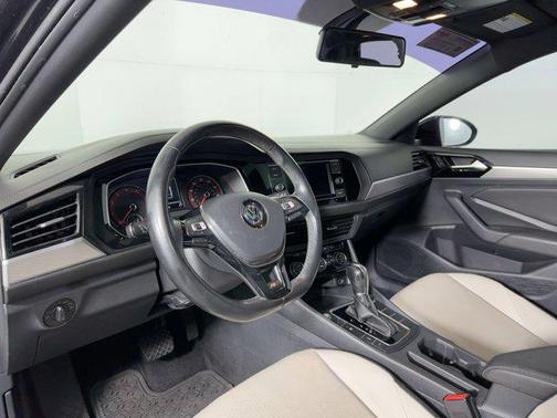 2019 Volkswagen Jetta 1.4T R-Line