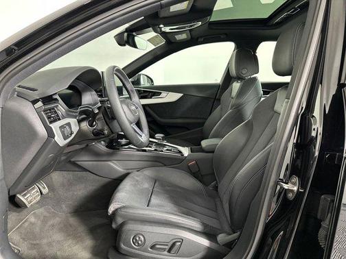 2024 Audi A4 45 S line Premium Plus