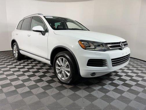 2014 Volkswagen Touareg 3.6L Sport