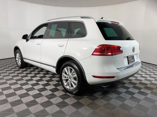 2014 Volkswagen Touareg 3.6L Sport