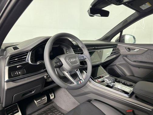 Daytona Gray Pearl Effect 2026 Audi SQ7 4.0T Premium Plus
