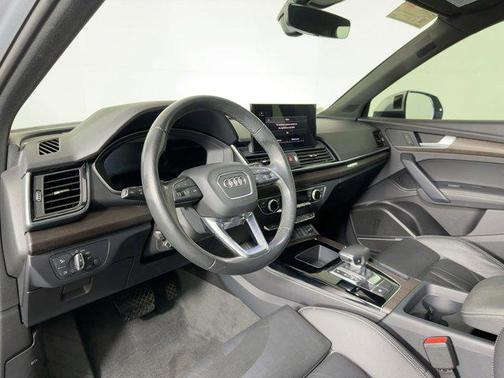 2023 Audi Q5 45 S line Premium Plus