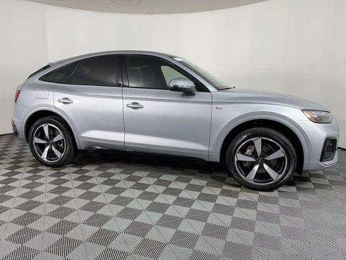 2023 Audi Q5 45 S line Premium Plus