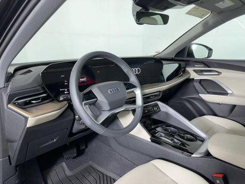 2025 Audi Q5 Premium Plus TFSI quattro S tronic