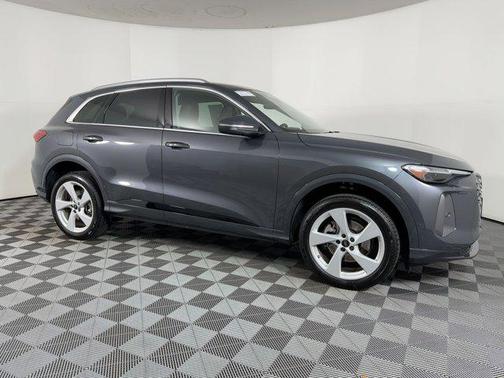 2025 Audi Q5 Premium Plus TFSI quattro S tronic