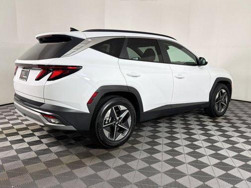 Serenity White Pearl 2025 Hyundai TUCSON SEL