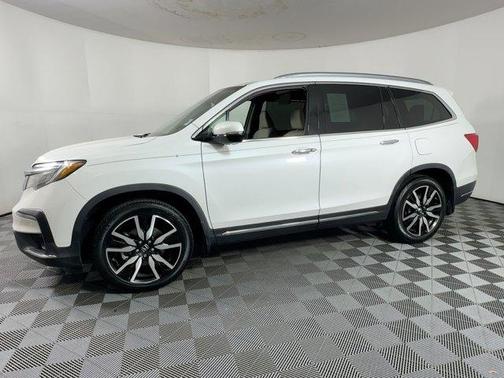 2021 Honda Pilot Touring 8-Passenger