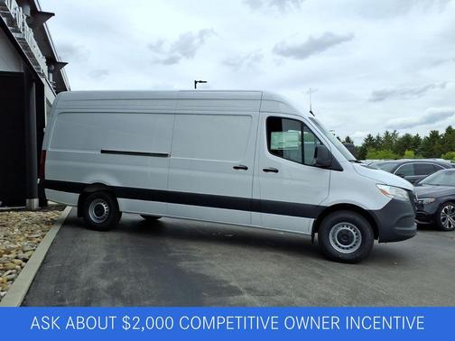 Arctic White 2026 Mercedes-Benz Sprinter 2500 High Roof