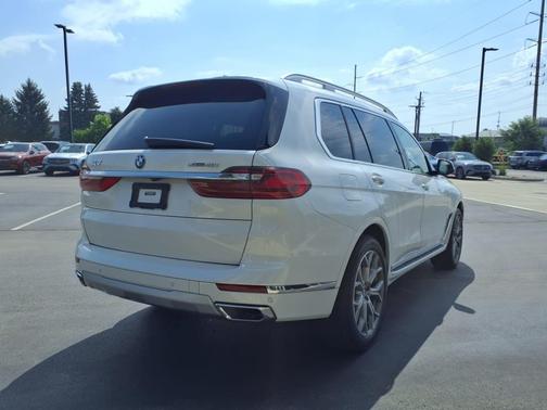 2021 BMW X7 xDrive40i