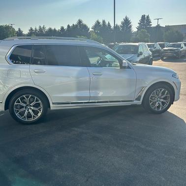 2021 BMW X7 xDrive40i