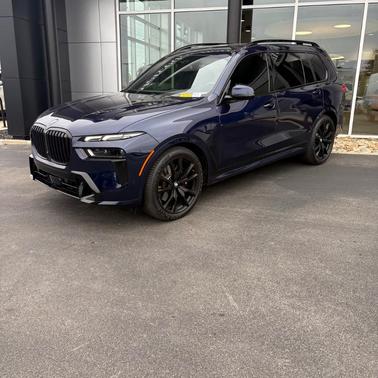 2023 BMW X7 xDrive40i